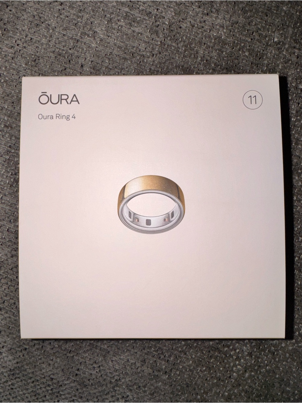 Oura Ring 4 - Gold Outer with White Inner Band